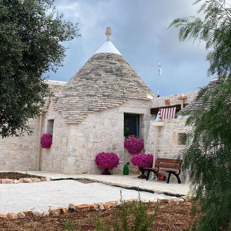 Trullo Masso Antico Villa Alberobello Luaran gambar