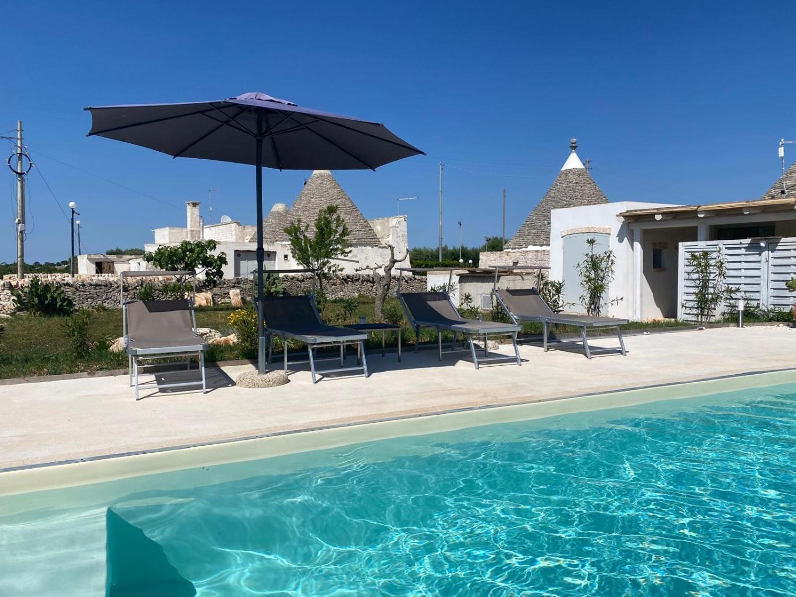 Trullo Masso Antico Villa Alberobello Luaran gambar