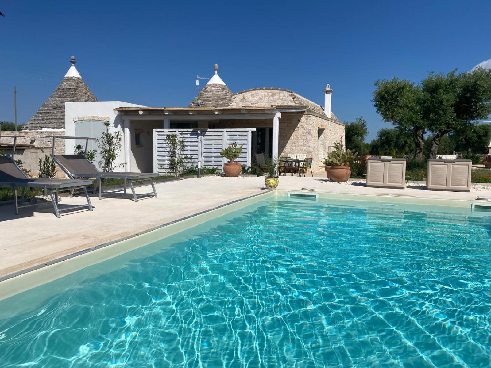 Trullo Masso Antico Villa Alberobello Luaran gambar
